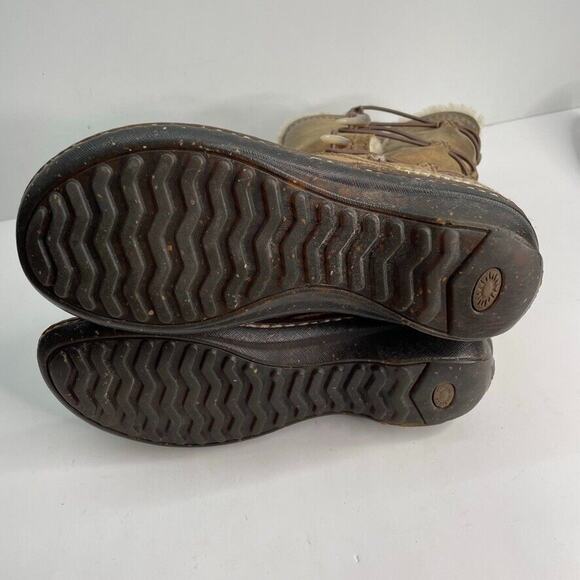 Ugg Kona 5156 Boots Women’s Size 7 Chestnut Suede Leather Shearling Toggle Boots - Picture 8 of 9